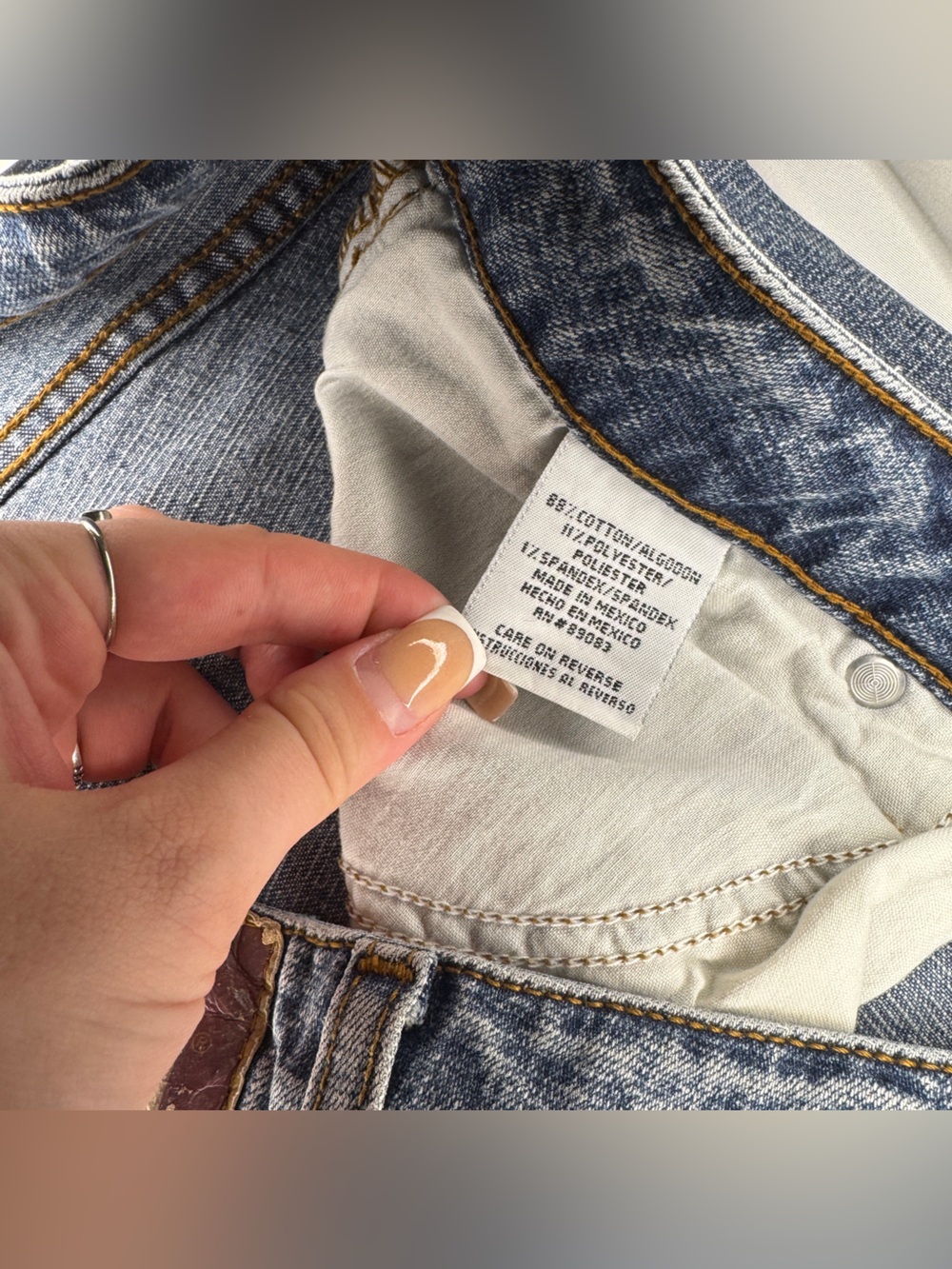 Y2K Lei Bootcut Jeans - Picture 6 of 11